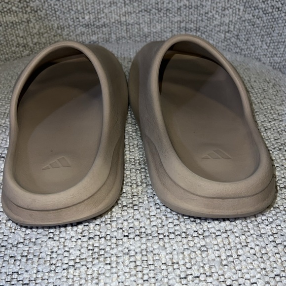 adidas gazelle silver green womens Adidas Yeezy Slide Pure (Restock)